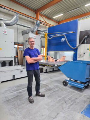 CFK-Bearbeitung-Staubausaugung-CNC-MaschineHG-Grimme-Systech-ACE GmbH